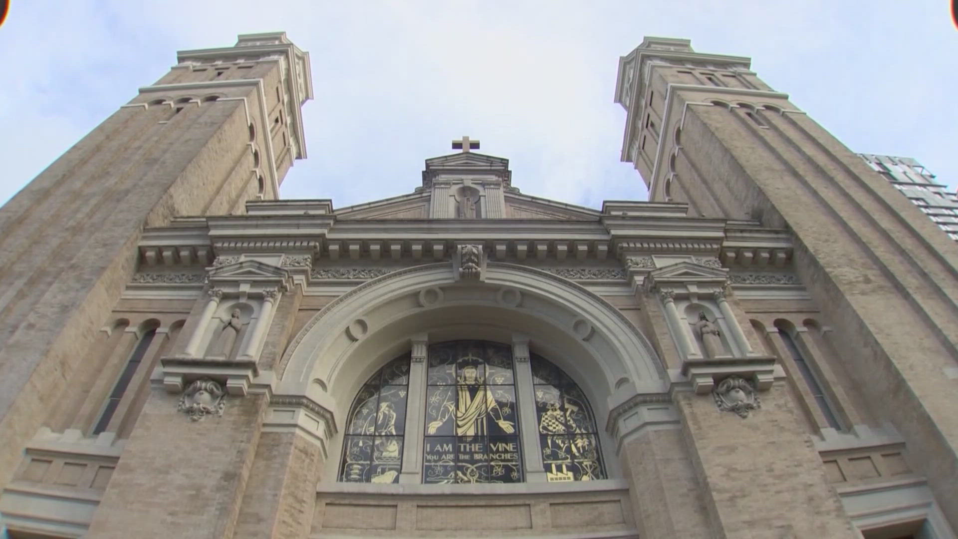 The DOJ claimed a law mandating clergy to report abuse breaches Catholics' religious freedom.